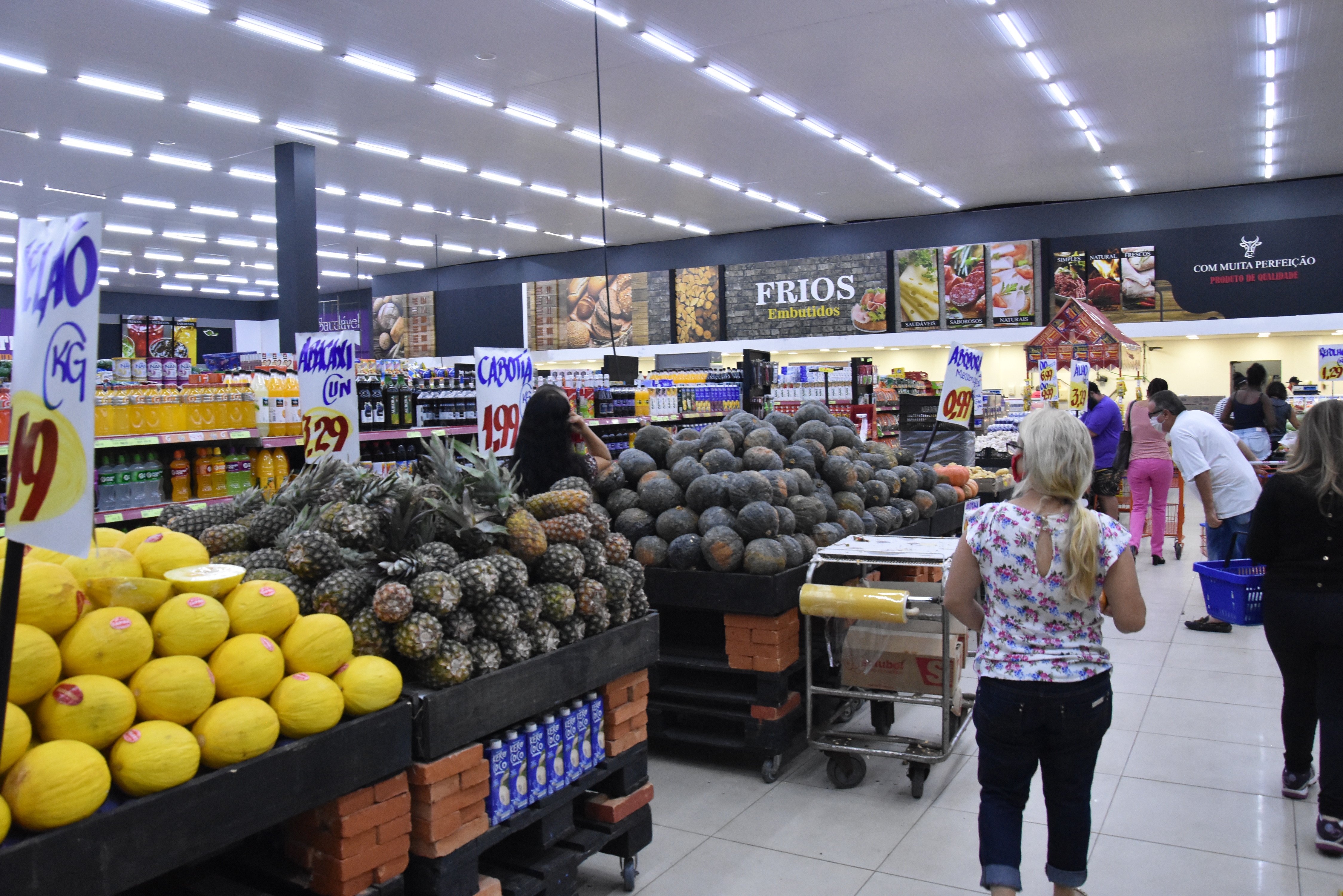 89% os supermercadistas acreditam que neste momento deve manter o quadro de funcionários - e com o fim da ajuda financeira do governo a situação pode ficar critica